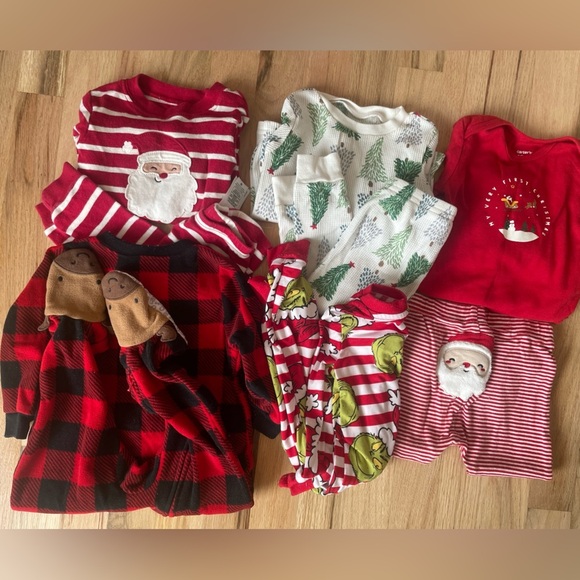 Carter's Christmas Pajama Set Cozy Winter Wear - Picture 1 of 2